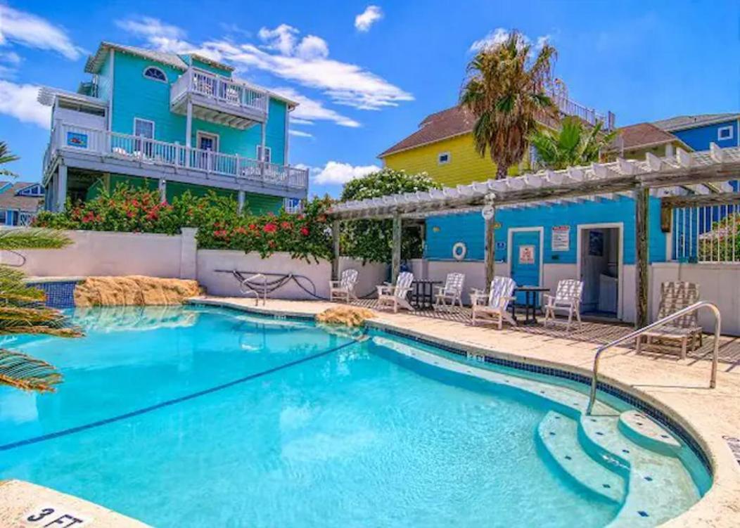 7 Bedroom Home Steps To The Beach With 4 Patios And Pool! Sleeps 20 Port Aransas Exterior foto