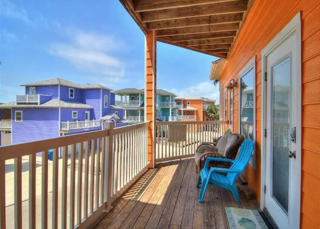 7 Bedroom Home Steps To The Beach With 4 Patios And Pool! Sleeps 20 Port Aransas Exterior foto